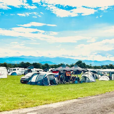 Schitterhof Camping Weiss Spielberg Bei Knittelfeld Exterior foto